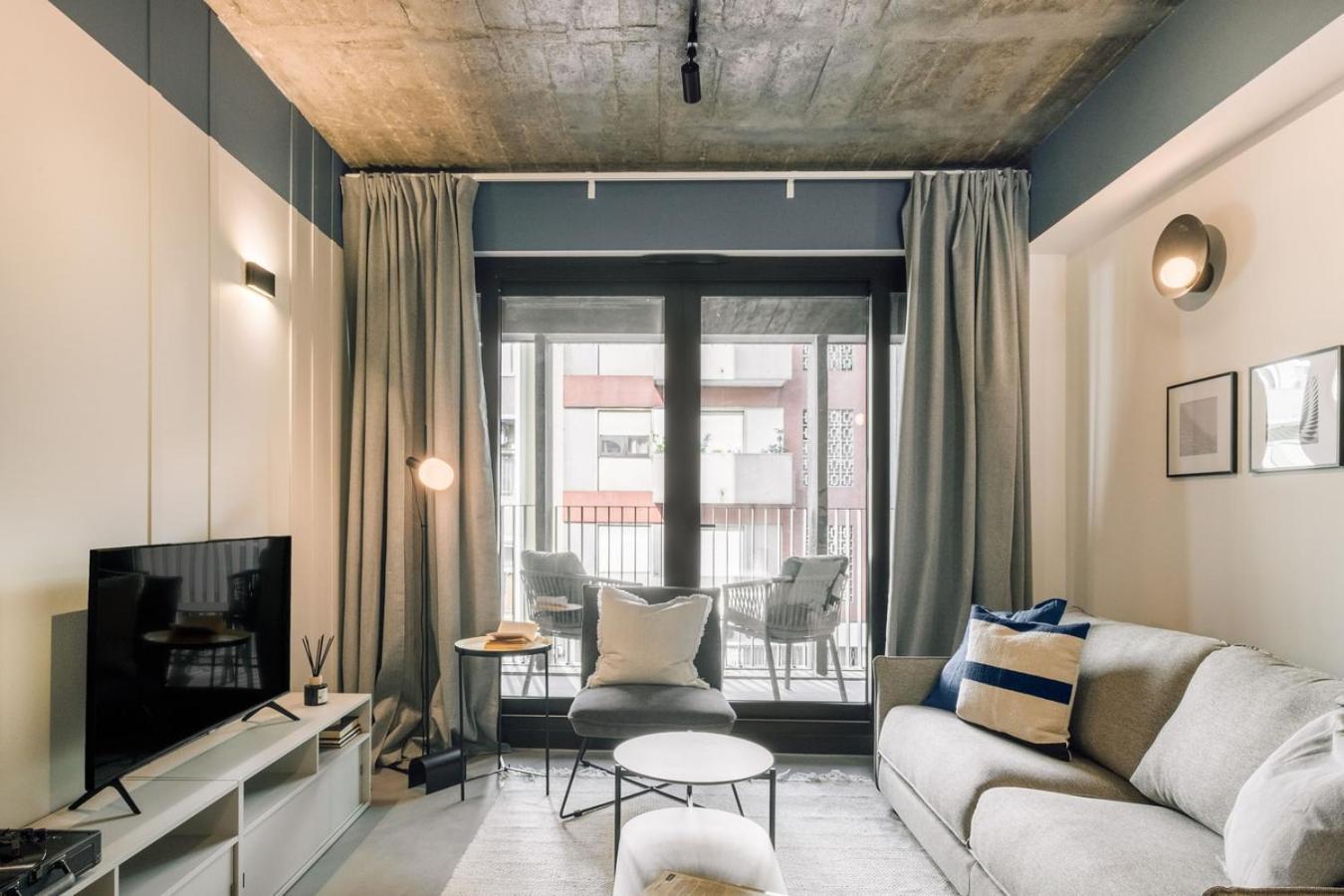 Fontainhas - 1 Bedroom Balcony In Santo Antonio Apartment Lisbon